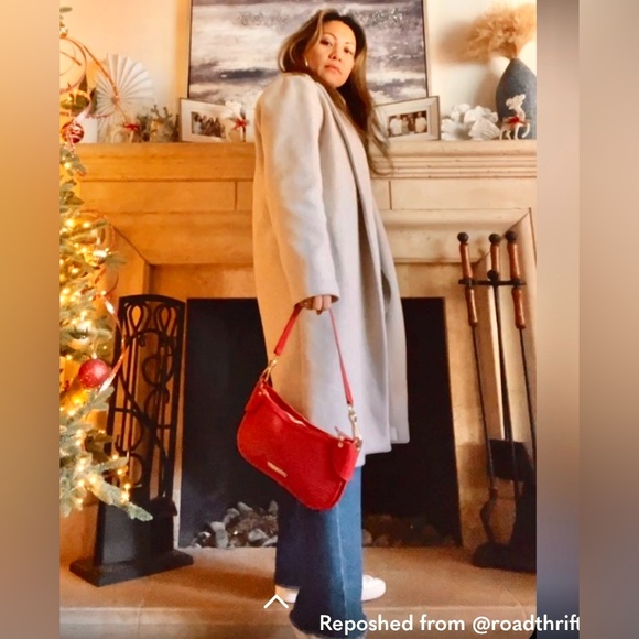 BURBERRY Red Leather Made in Italy Shoulder Bag Mint Condition - Picture 2 of 16